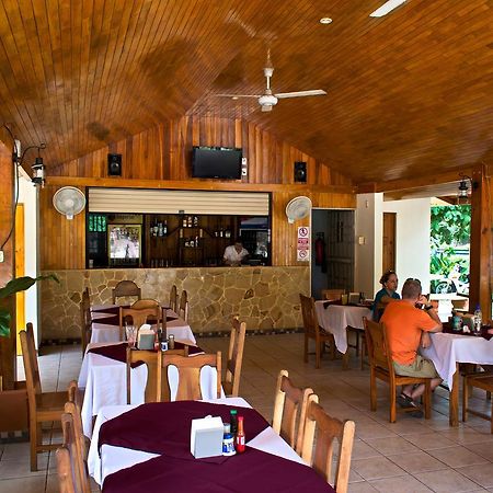 Hotel Alkamar 坦波 外观 照片